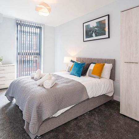 New Build - 2 Bed Snug Modern Apartment - Juliet Balcony - Roof Top Terrace - Digbeth, Birmingham City Centre - Free Netflix & Smart Tv מראה חיצוני תמונה
